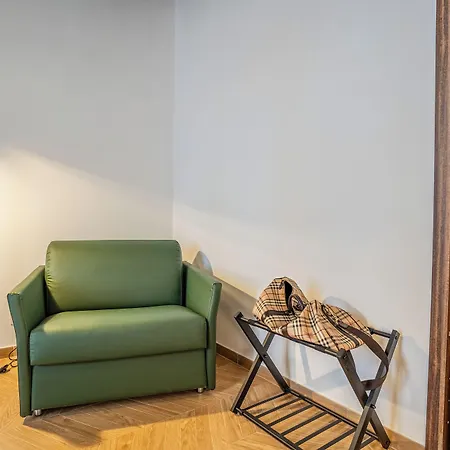 Fantini Rooms-monti